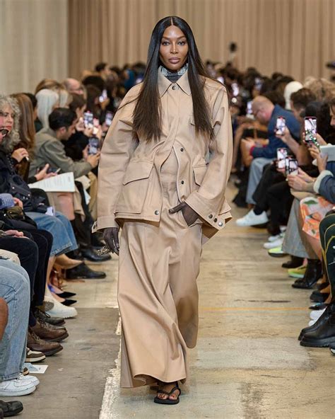 burberry 2023 spring collection